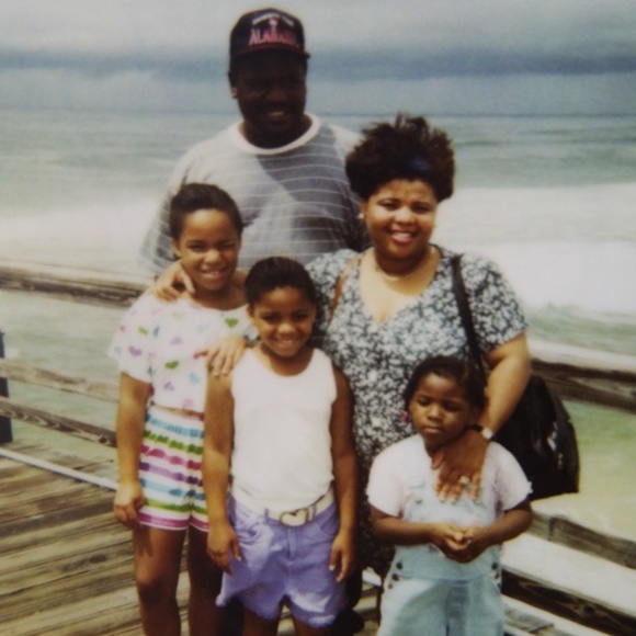 Meet your Posher, Vicky - Picture 5 of 8